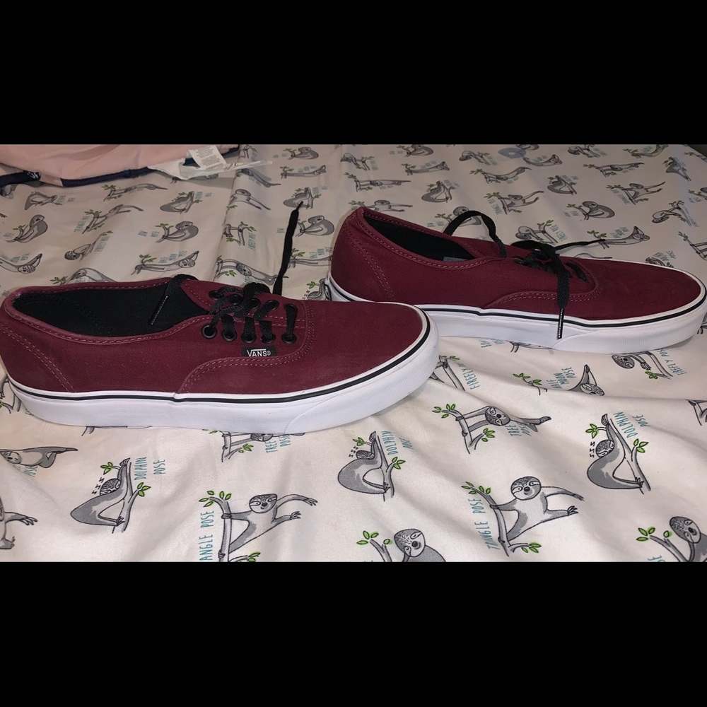 Maroon vans (men shoes)